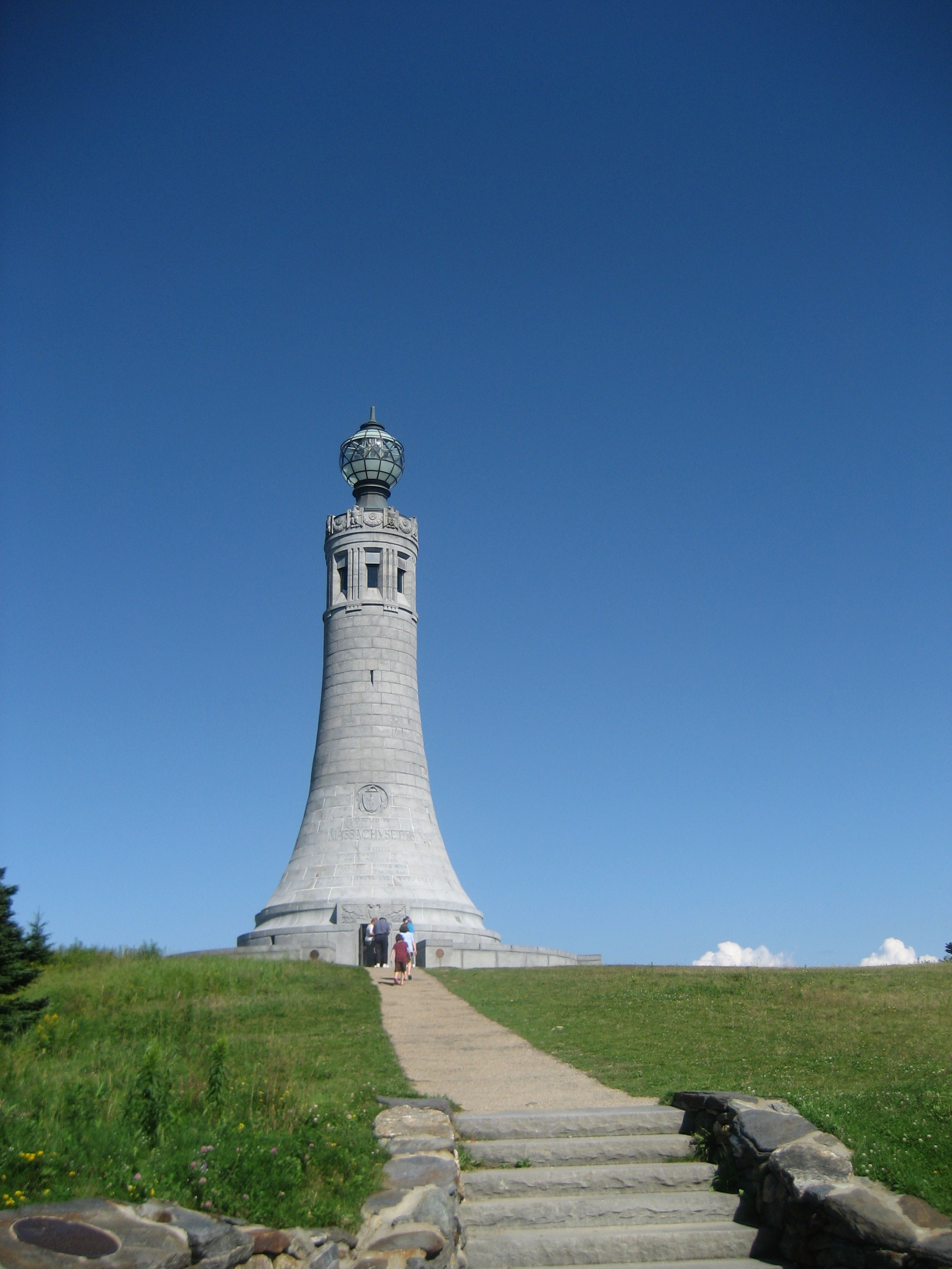 Zoom on the image : Mount Greylock Veterans War Memorial Tower